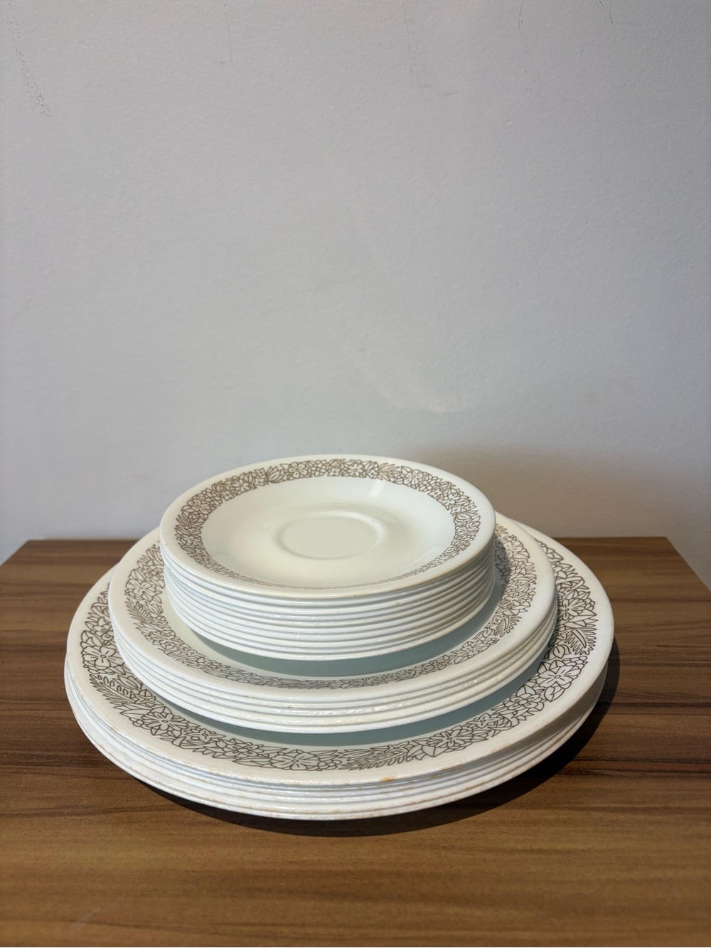 Corelle woodland Dinnerware Set with Brown Floral Rim and tea cups